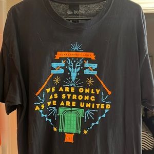 Loot Crate Exclusive Wizarding World Dumbledore’s Army mens t-shirt LG